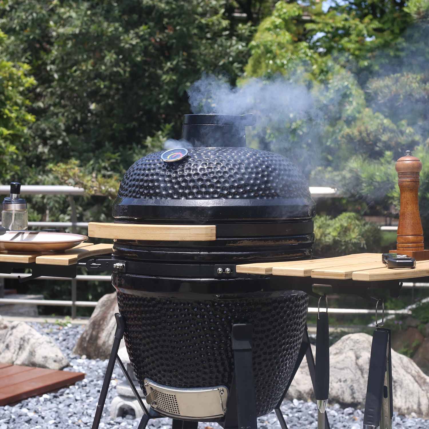 Can high temperature combustion effectively clean ceramic kamado?