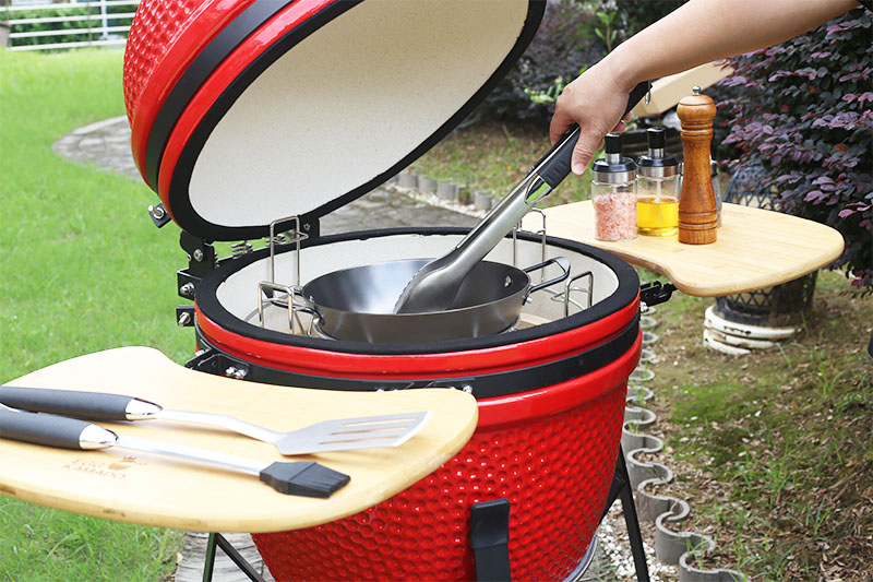 ceramic grill cooking